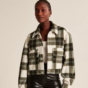 Cropped Sherpa Shirt Jacket, OLIVE PLAIDCropped Sherpa Shirt Jacket